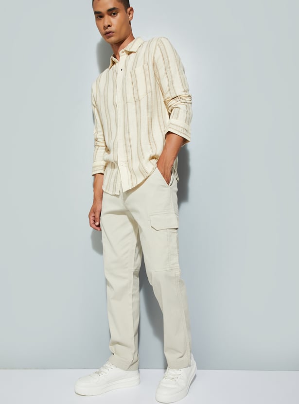 URB_N Men Solid Relaxed Fit Cargos