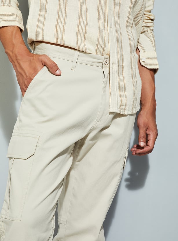 URB_N Men Solid Relaxed Fit Cargos