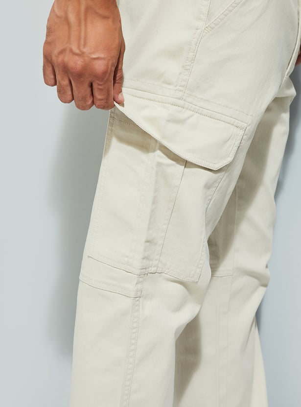 URB_N Men Solid Relaxed Fit Cargos