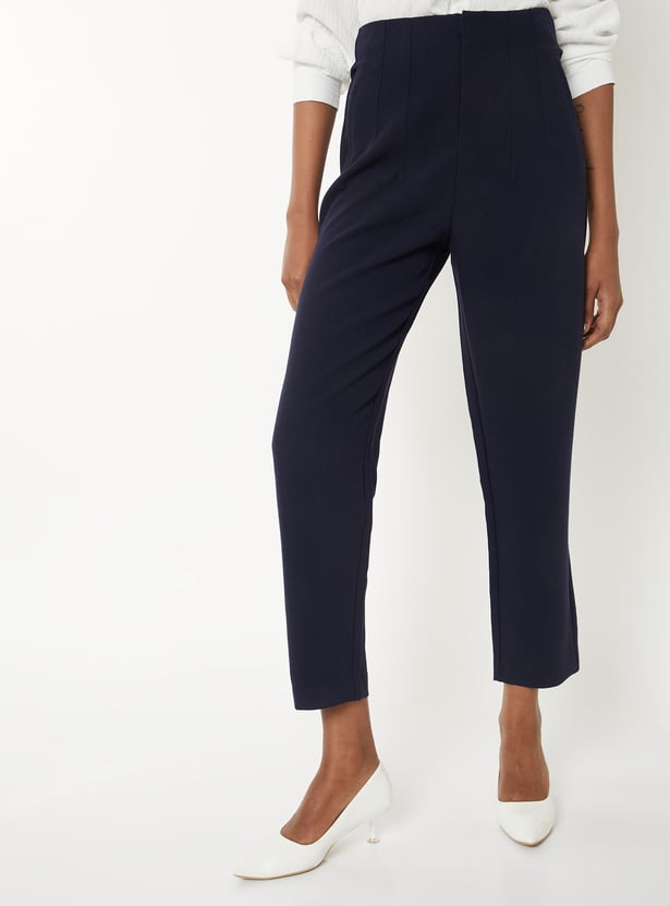 Women Solid Cropped Pants