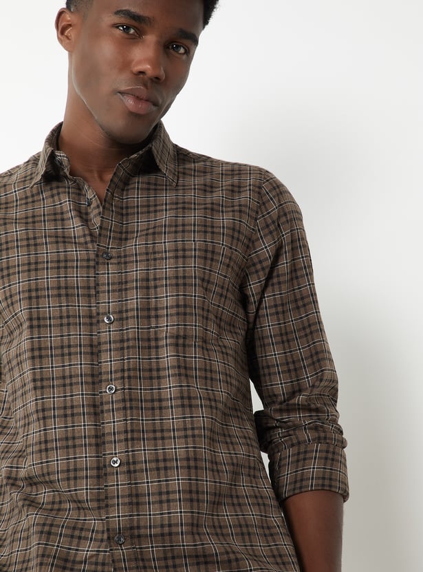 Men Checked Regular Fit Shirt