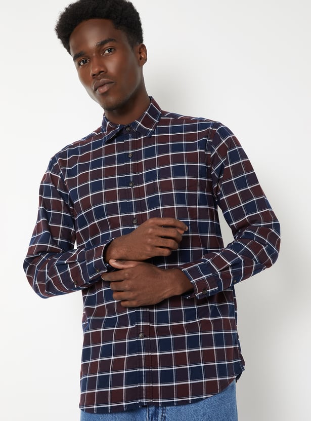 Men Checked Slim Fit Shirt