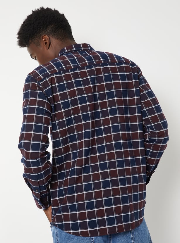 Men Checked Slim Fit Shirt