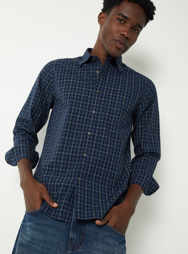 Men Checked Slim Fit Shirt