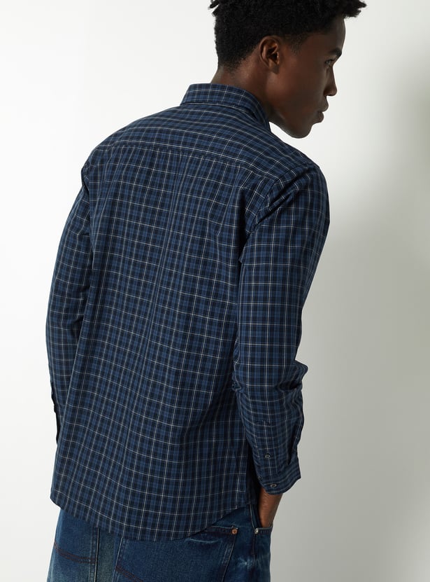 Men Checked Slim Fit Shirt