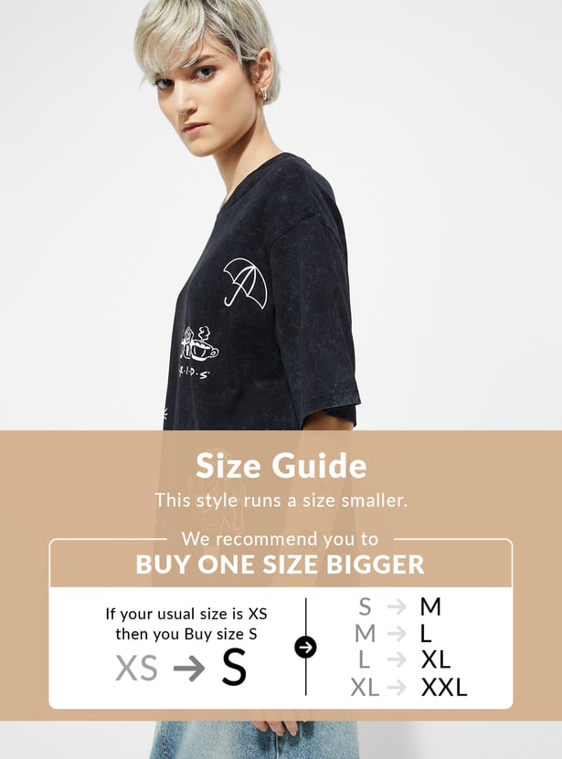 ALAYA F x URB_N Women Friends Print Oversized T-shirt