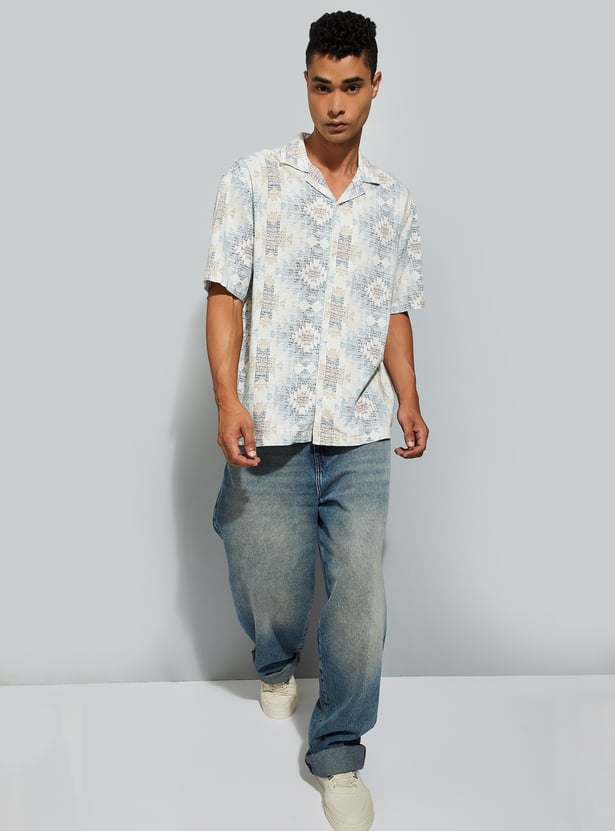 URB_N Men Geometric Print Regular Fit Shirt