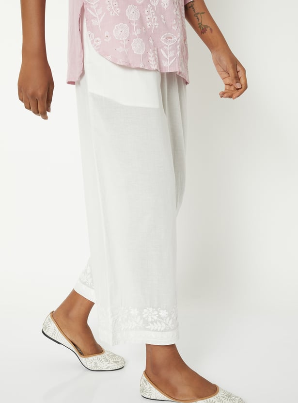 Women Solid Embroidered Straight Pants