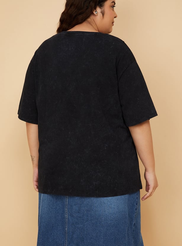 ALAYA F x URB_N Women Friends Print Oversized T-shirt