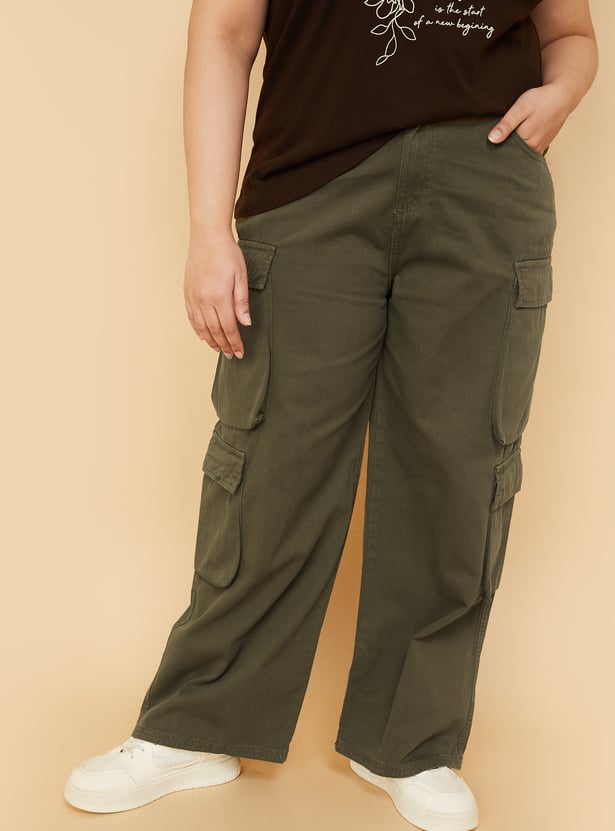 Women Solid Cargo Jeans