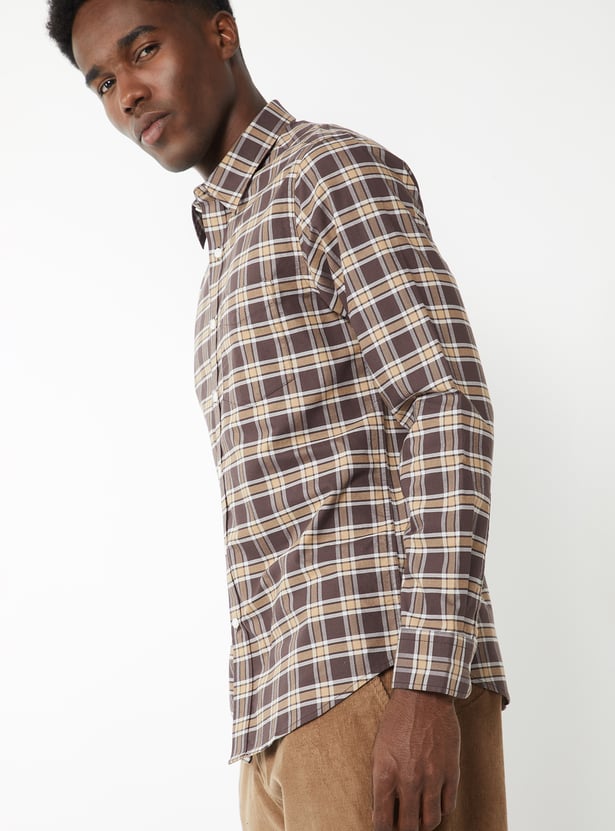 Men Checked Slim Fit Shirt