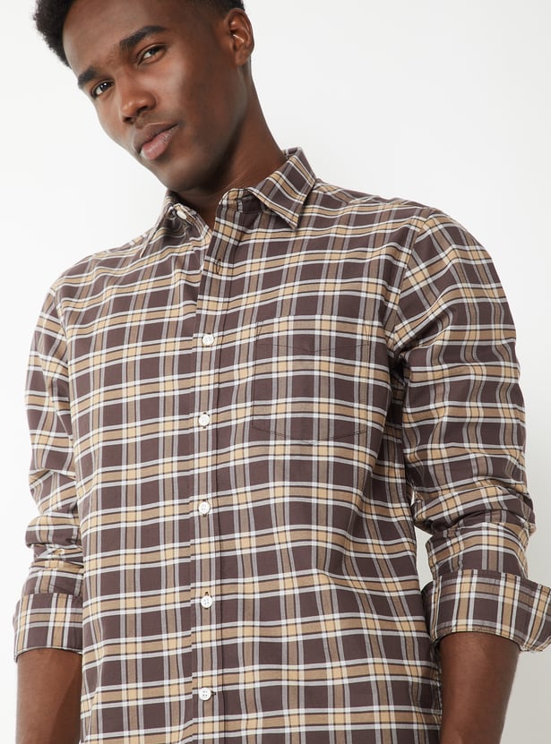 Men Checked Slim Fit Shirt