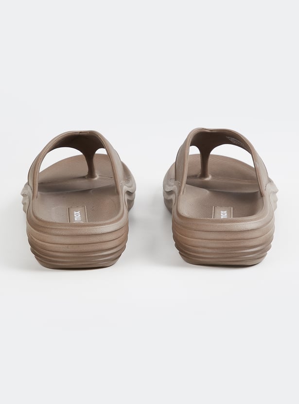 Men Textured Flip Flops