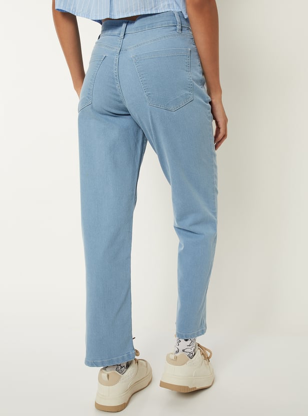 Women Light-Wash Slim Jeans