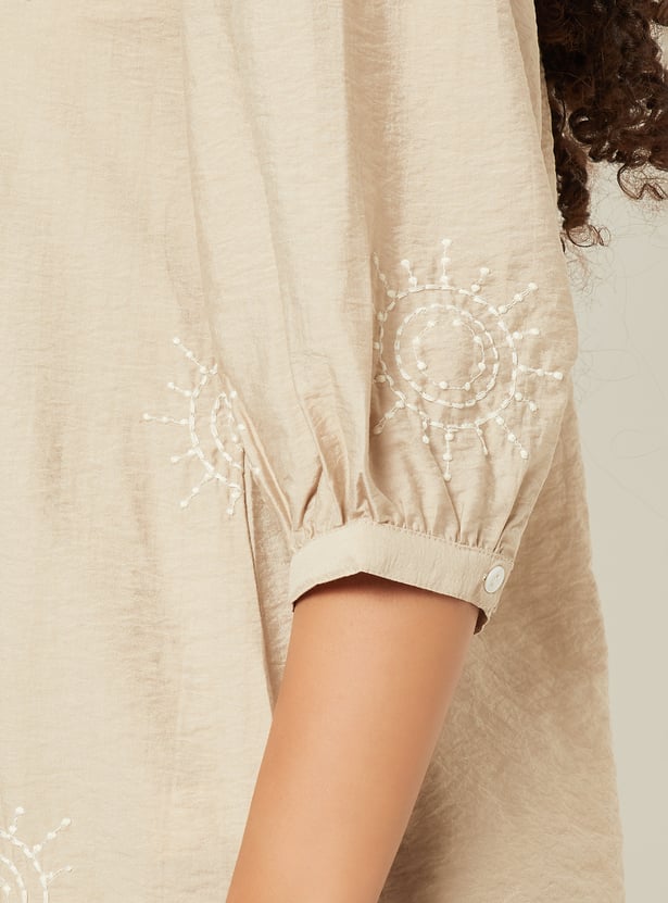 Women Embroidered Tunic