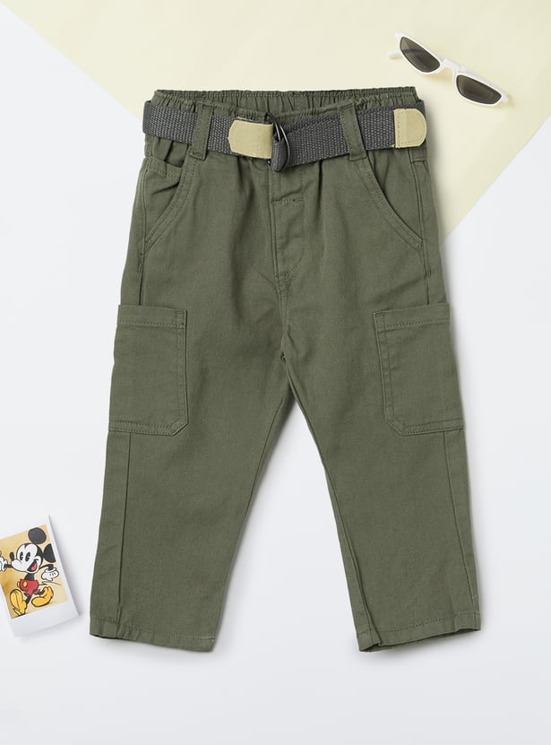 Boys Solid Regular Fit Cargos