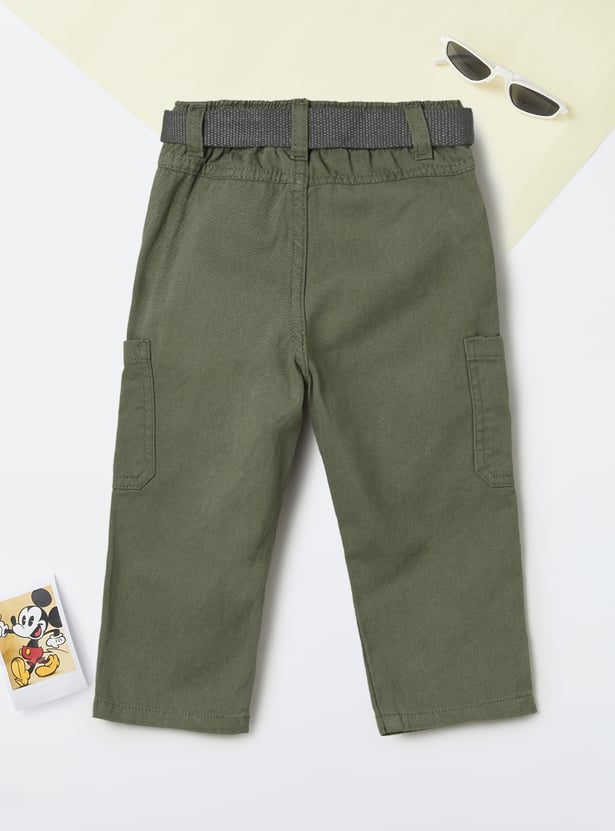Boys Solid Regular Fit Cargos