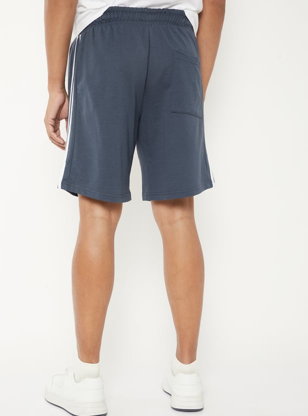 Men Side Striped Sports Shorts
