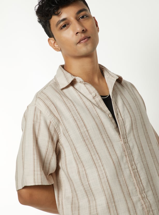 Men Regular Fit Striped Shirt