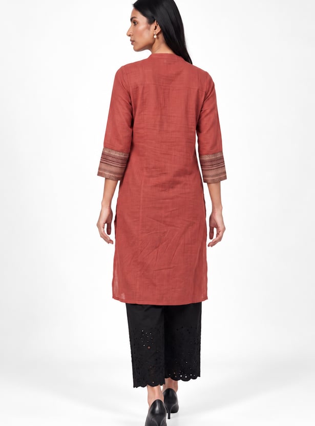 Women Pintuck Straight Kurta