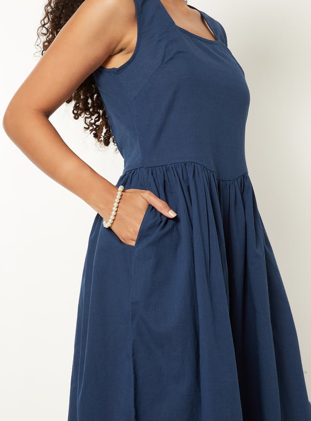 Women Solid Fit & Flared Dress