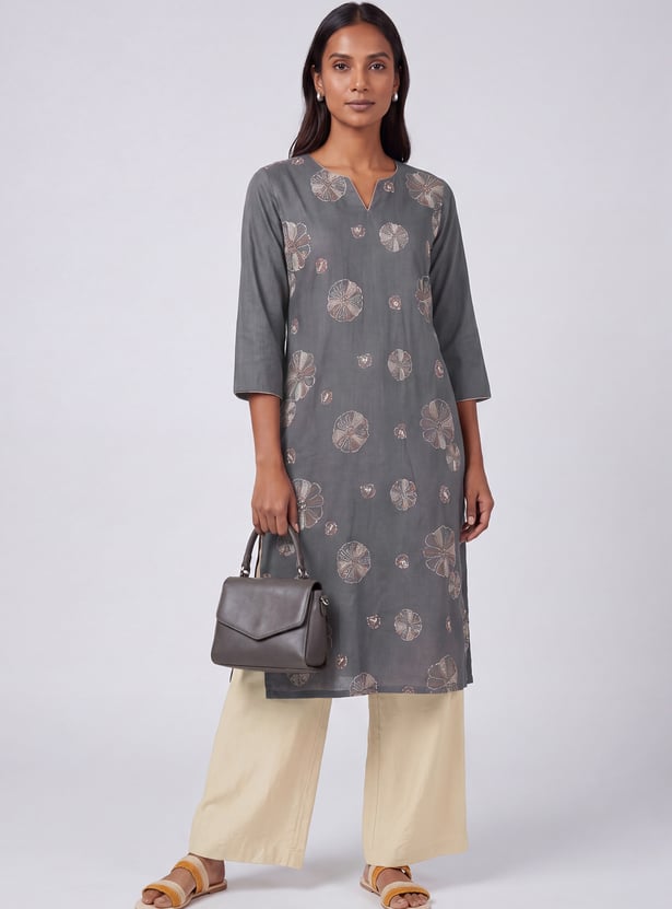 Women Embroidered Straight Kurta