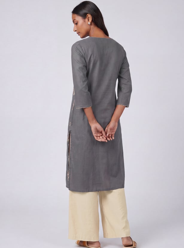 Women Embroidered Straight Kurta