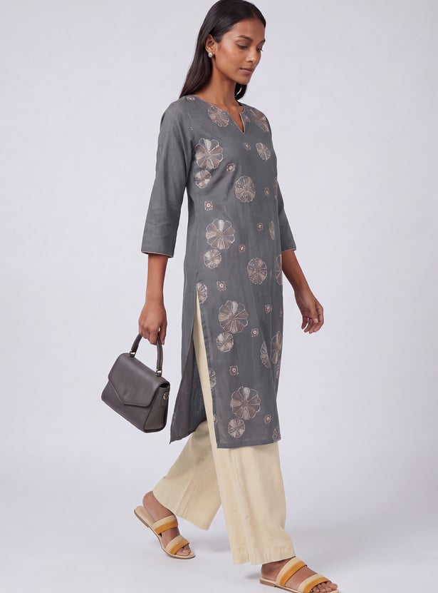 Women Embroidered Straight Kurta