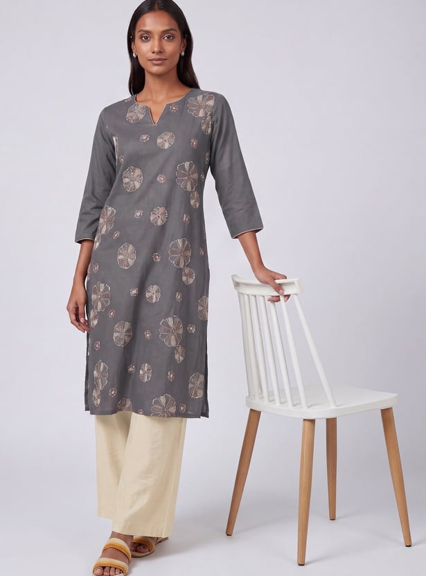 Women Embroidered Straight Kurta