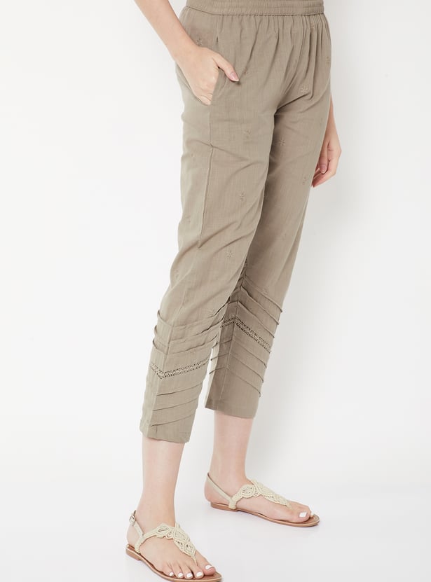 Women Embroidered Straight Pants
