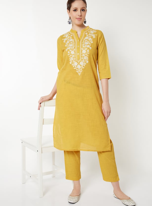 Women Embroidered Straight Kurta Set