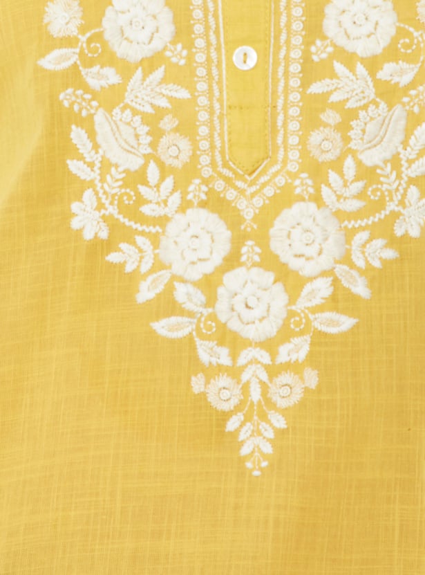 Women Embroidered Straight Kurta Set