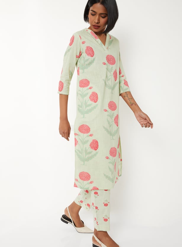 Women Floral Printed Straight Kurta Set