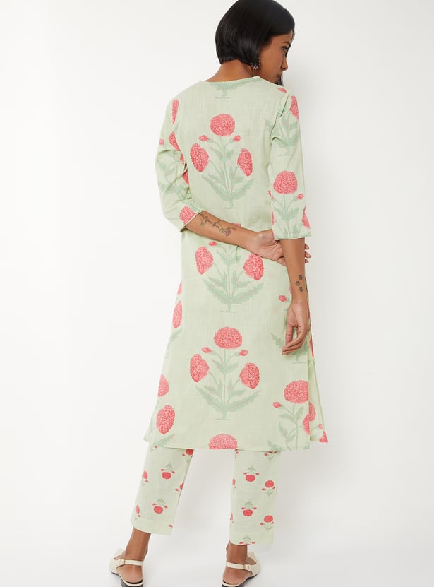 Women Floral Printed Straight Kurta Set