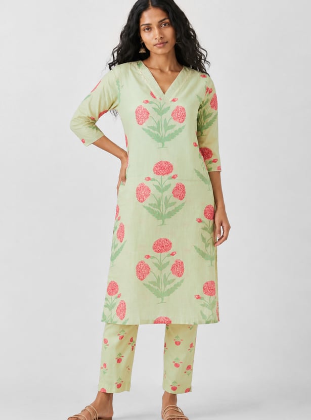 Women Floral Printed Straight Kurta Set