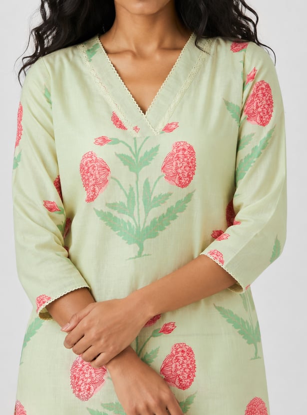 Women Floral Printed Straight Kurta Set