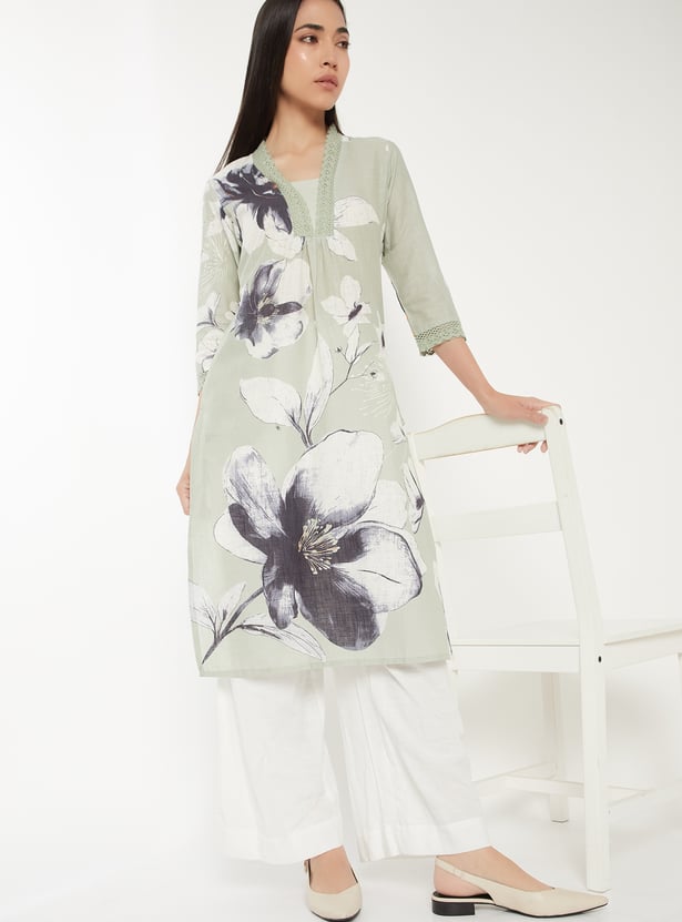 Women Floral Print Straight Kurta