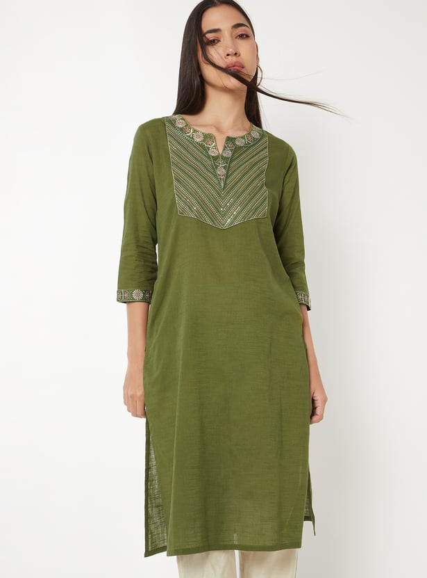 Women Embroidered Straight Kurta