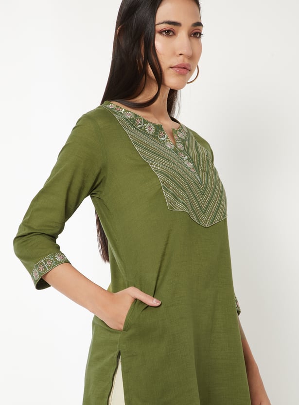 Women Embroidered Straight Kurta
