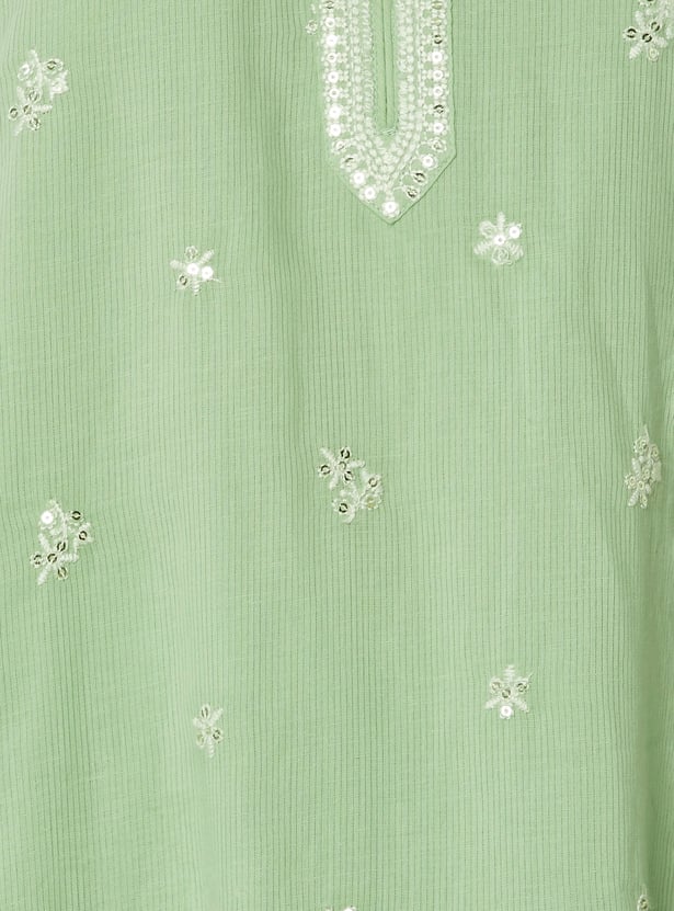 Women Embroidered Straight Kurta Set