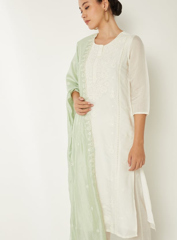 Women Embroidered Straight Kurta Set