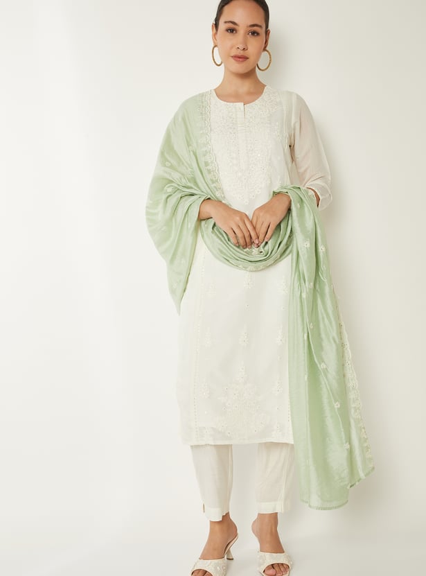 Women Embroidered Straight Kurta Set