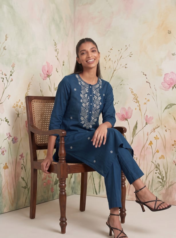 Women Embroidered Straight Kurta Set