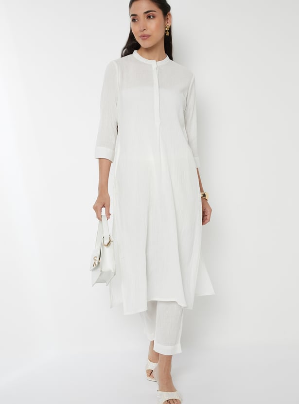 Women Textured Straight Kurta Set