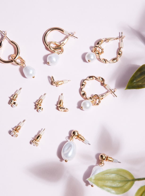 Women Minimal Earrings - Pack of 6