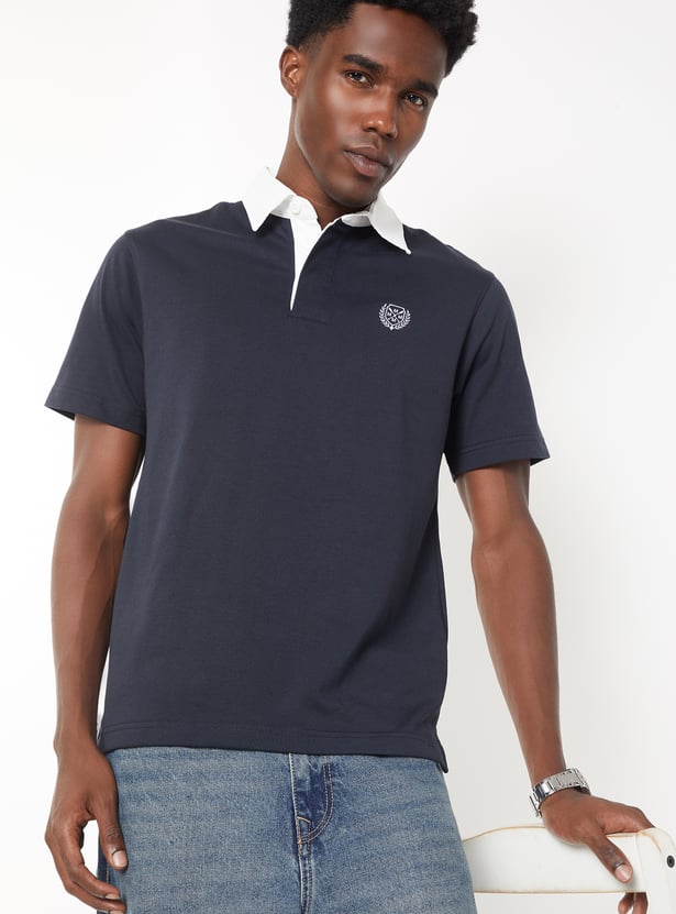 Men Textured Regular Fit Polo T-shirt