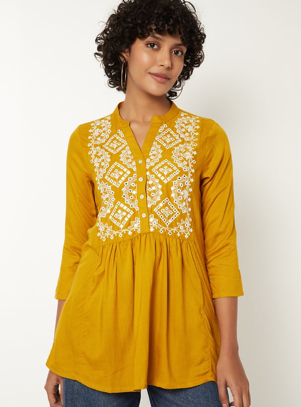 Women Embroidered Tunic