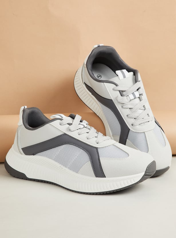 Men Mesh Panel Sneakers