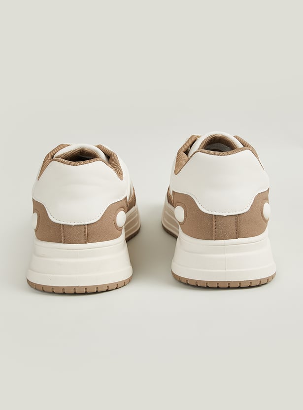 Men Contrast Overlay Sneakers