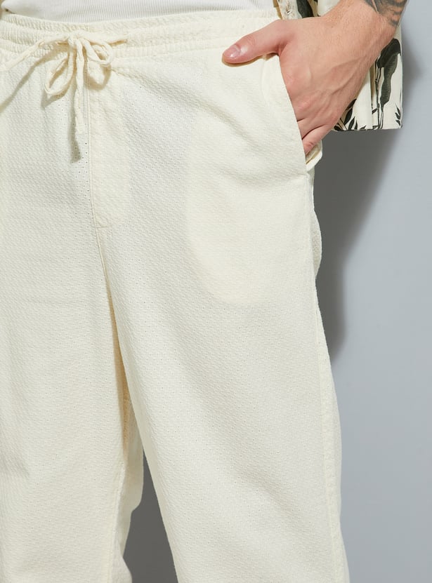 URB_N Men Textured Trousers
